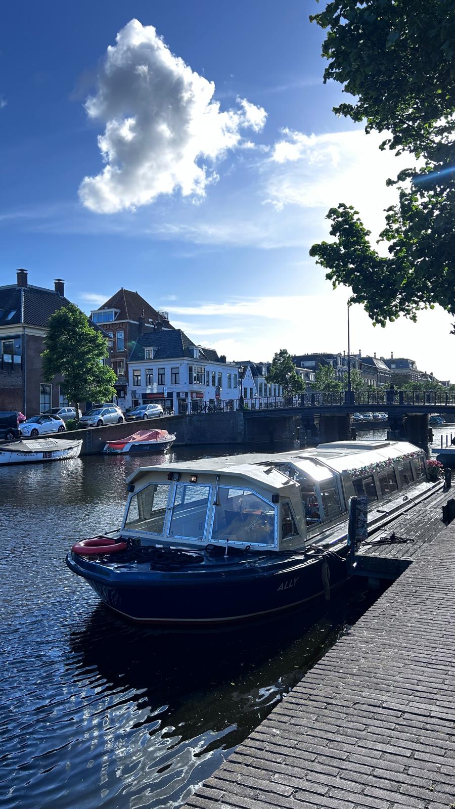 Haarlem Smoke Cruise boot